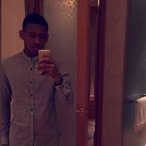 Meet your Posher, Abdoulaye